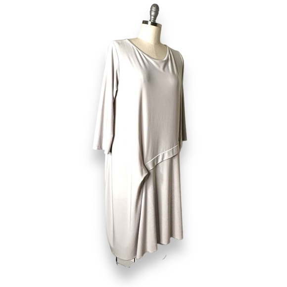 Caroline Short Dress by Sun Kim in Oyster, size Medium - Picture 10 of 14